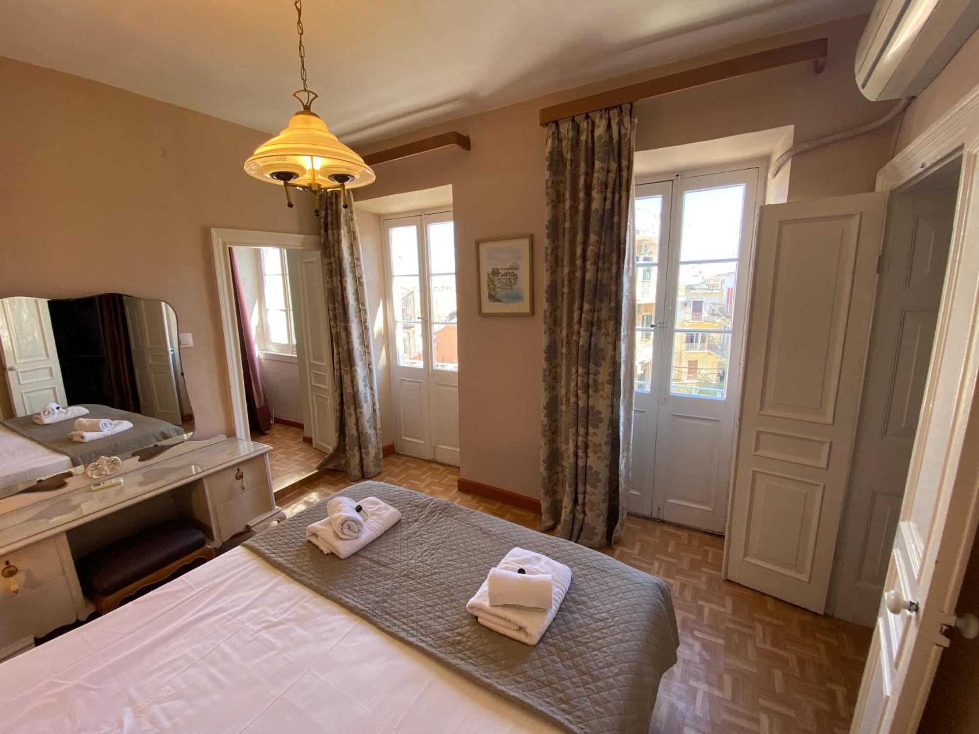 Appartement Galiello & Bacco By Corfuescapes à Corfu  Extérieur photo